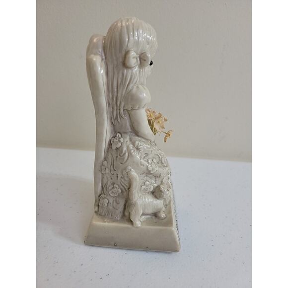 VTG R & W Berries Co I Miss Your Kiss 1971 Girl Knick Knack Figurine 9040 - Picture 7 of 10